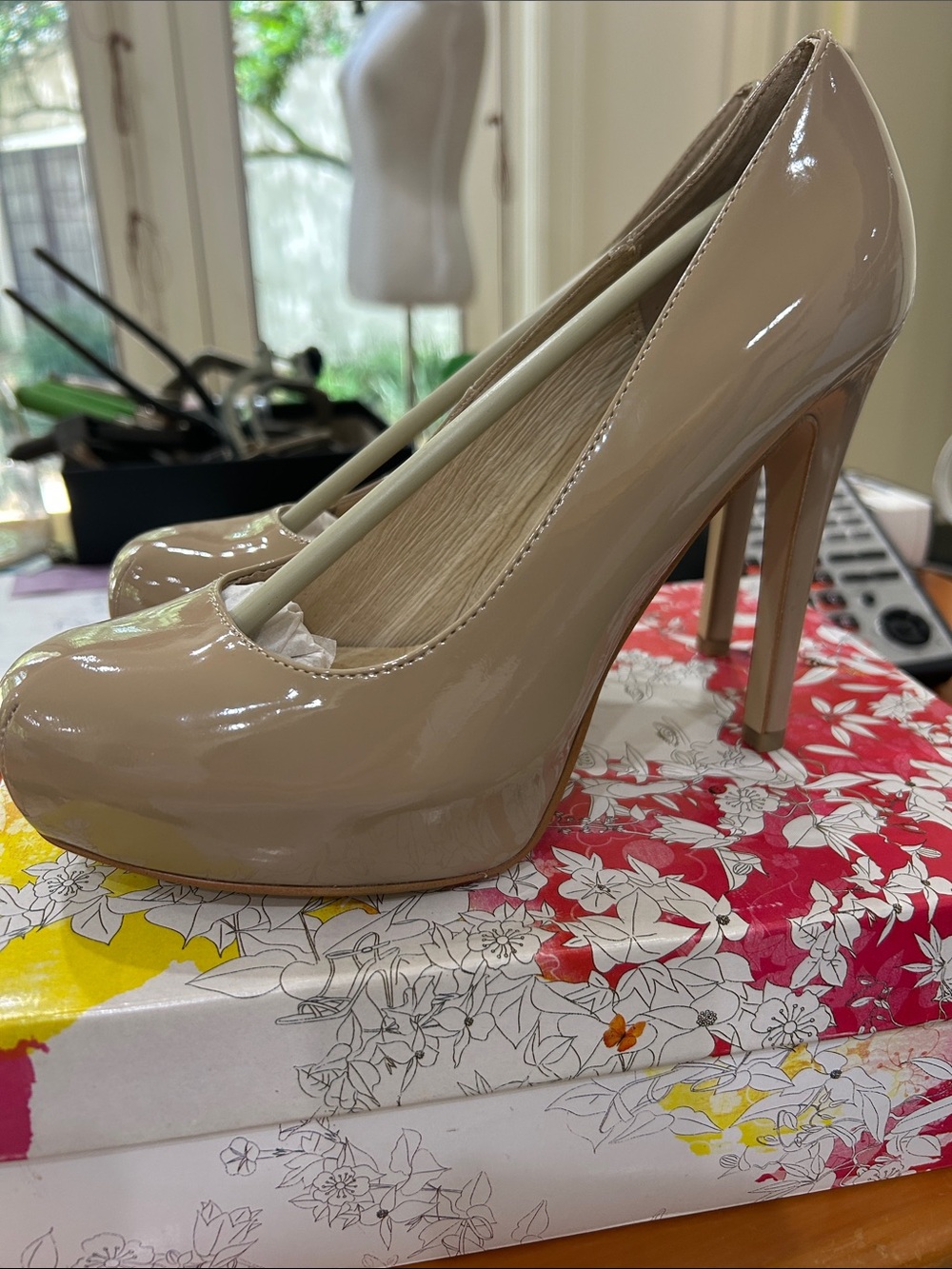 Chinese Laundry Nude Patent Platform Stiletto Pumps